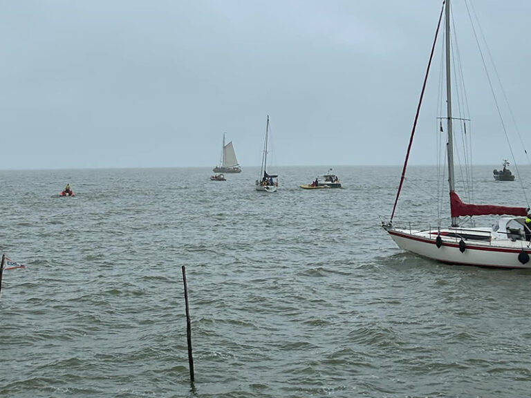 Uitslagen IJsselmeer zwemmarathon na beëindiging van de IJsselmeer zwemmarathon vanwege de verslechterende weersomstandigheden.