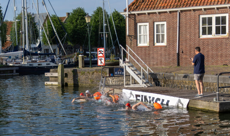Bas Blanker wint 10 km in Medemblik
